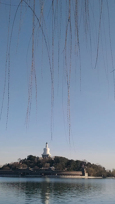 03-027+《美麗的白塔》.jpg