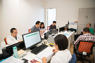 他帶領著一支充滿戰斗力的團隊.jpg